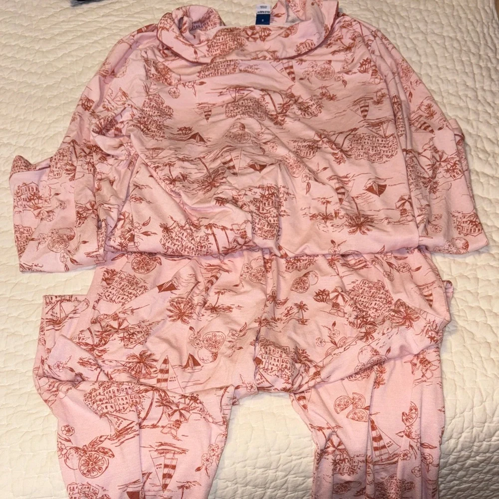 Old Navy Pink and Orange Pajama Set - Picture 3 of 4